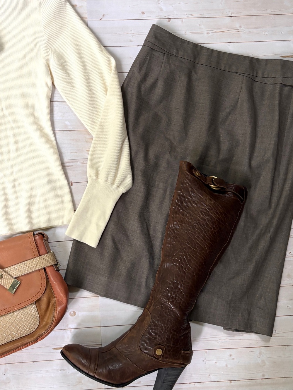 Judith & Charles wool pencil skirt